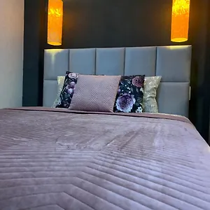 Petit Apartament